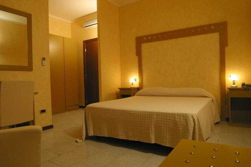 Aquamaris Hotel Sala Baganza Zewnętrze zdjęcie