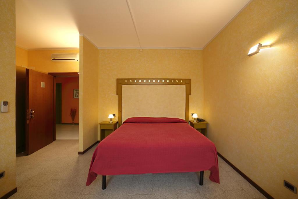 Aquamaris Hotel Sala Baganza Pokój zdjęcie